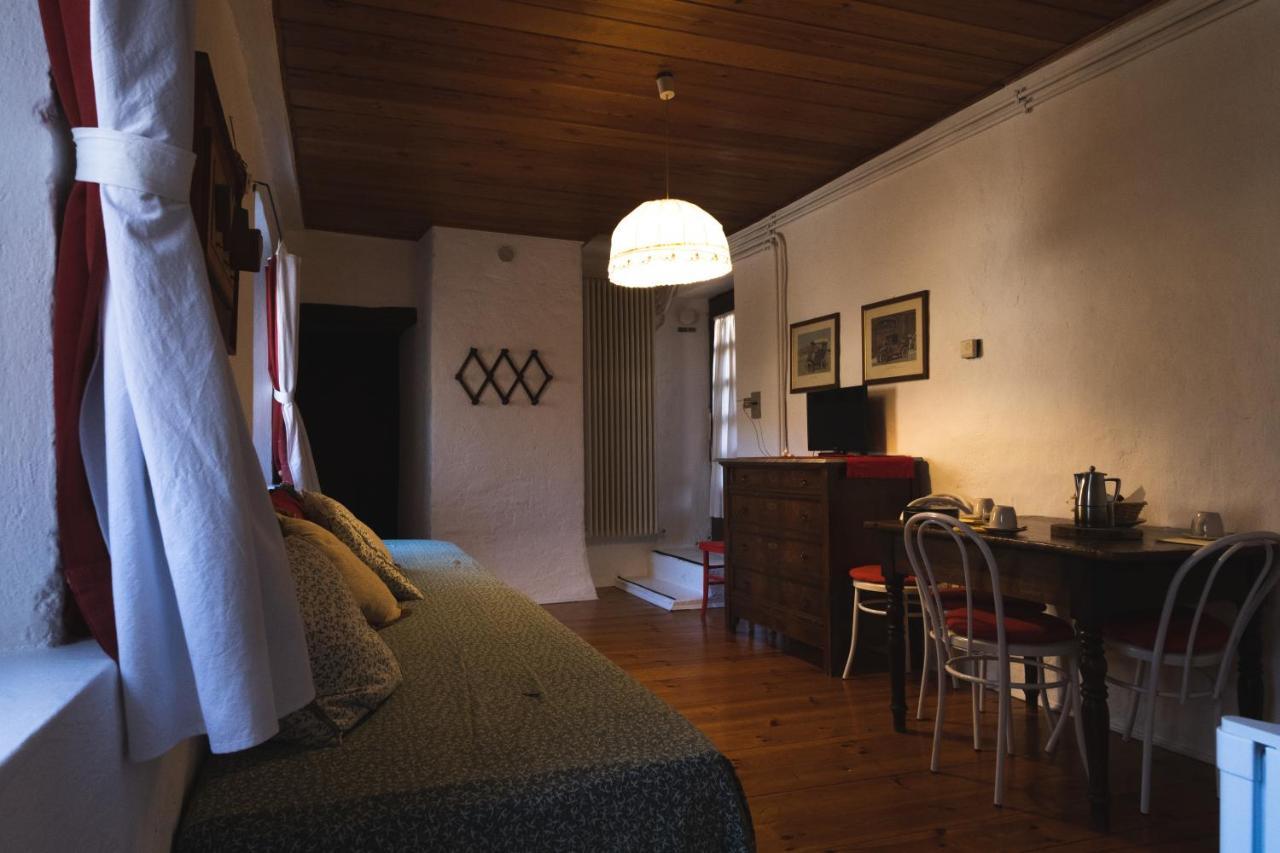 Cascina Des Religieuses Apartment อาออสตา ภายนอก รูปภาพ